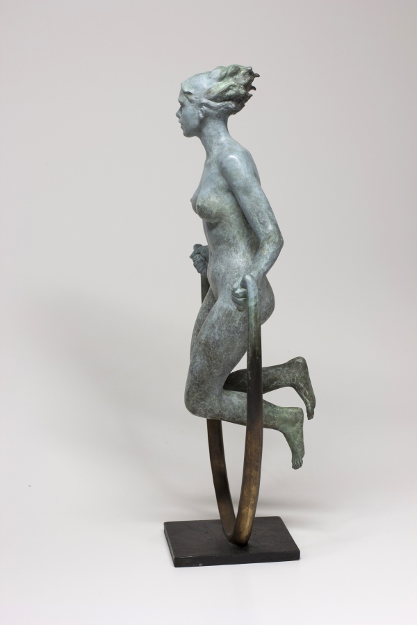 Skipping rope| Pere Sala| contemporary sculpture in bronze